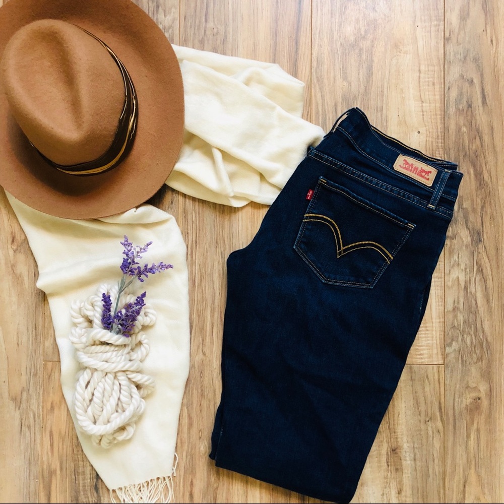Boot Cut Levi’s 524 ⚡️